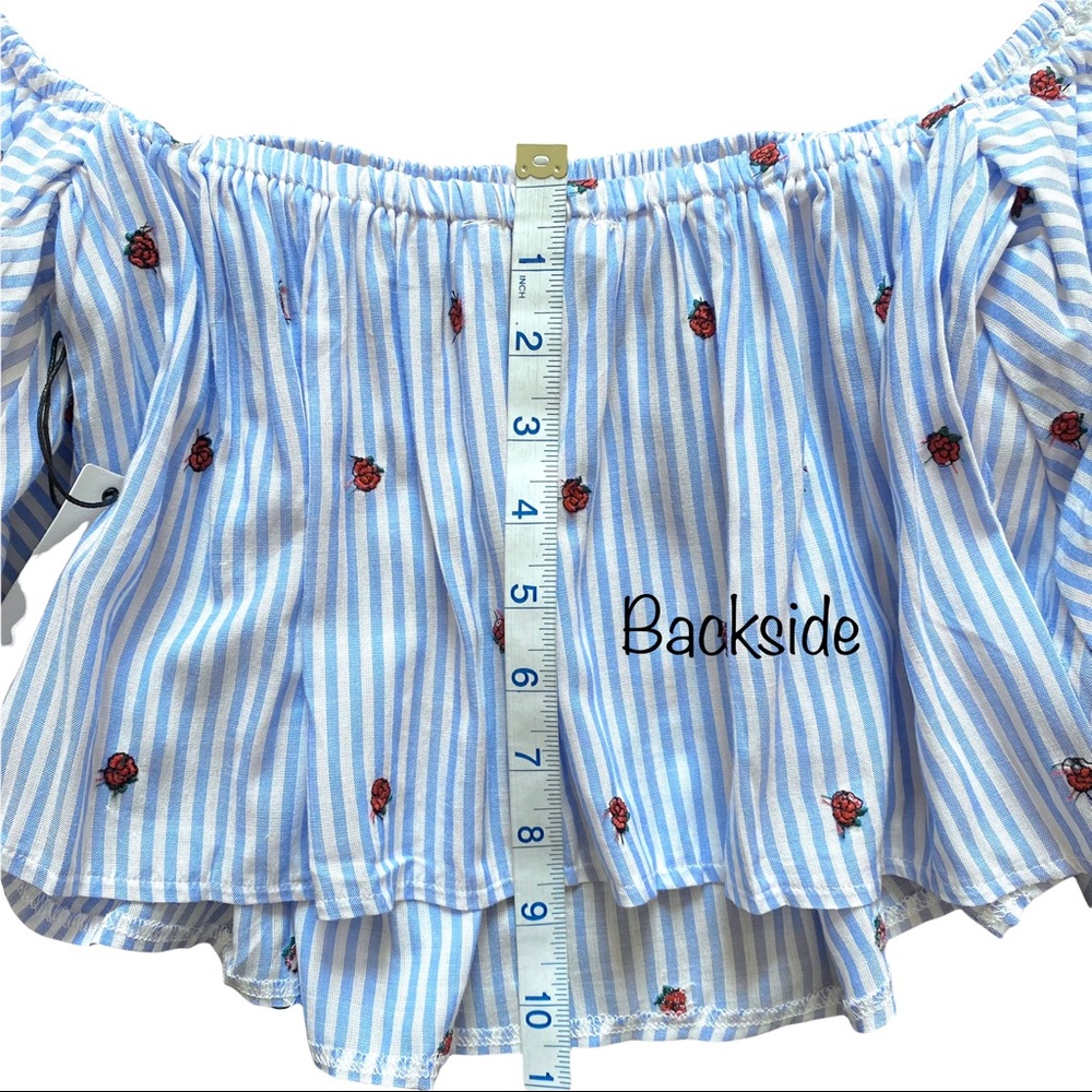 Olivaceous Crop Top BLOUSE Stripes Floral BLUE WHITE M - Picture 10 of 16